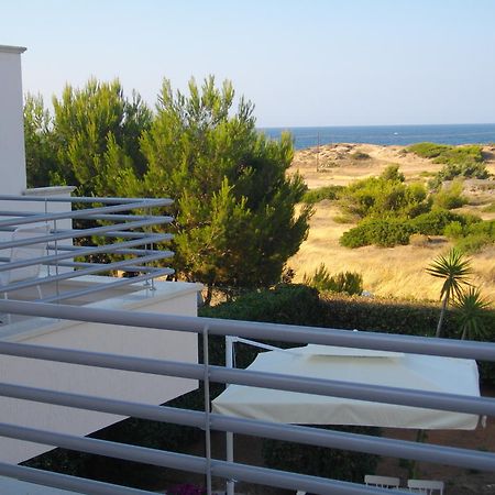 B&B Villa Cinzia Торе Санта Сабина Екстериор снимка