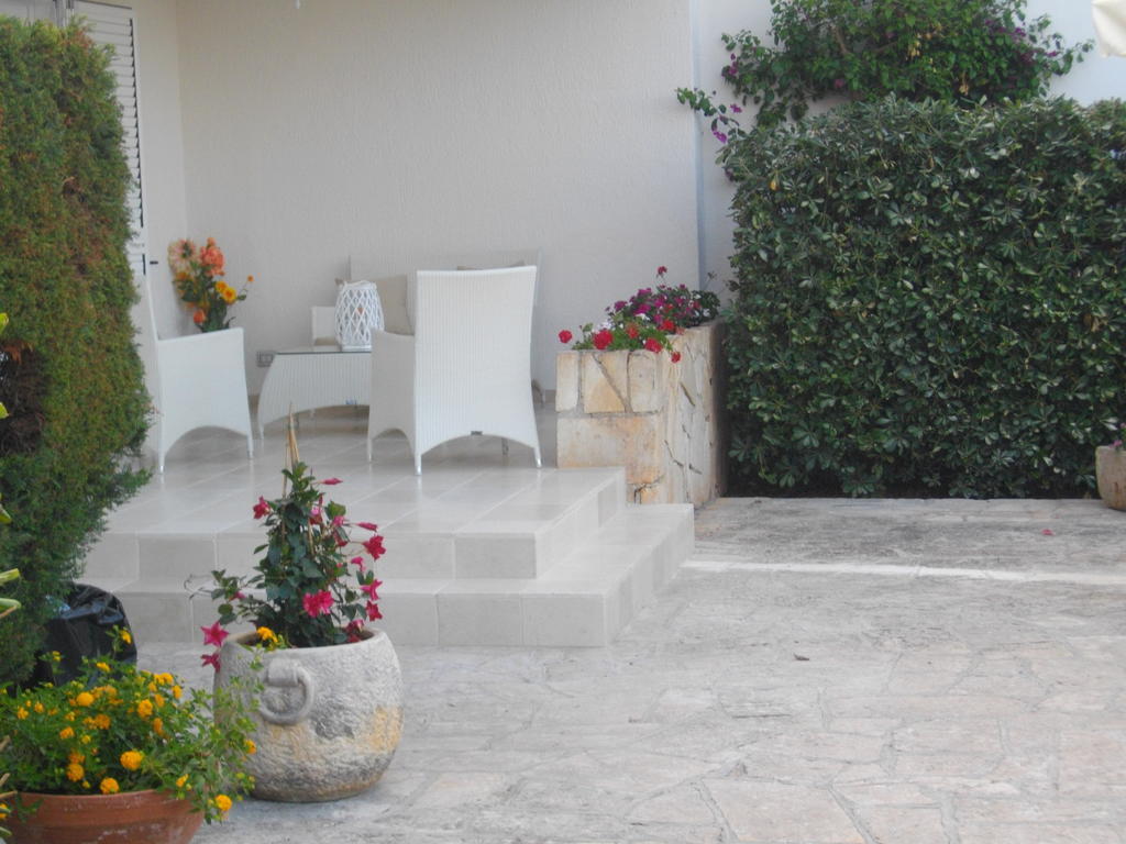 B&B Villa Cinzia Торе Санта Сабина Екстериор снимка